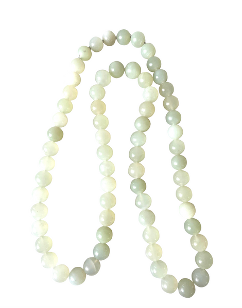 30" Vintage 1970s Celadon Jade Beaded Necklace