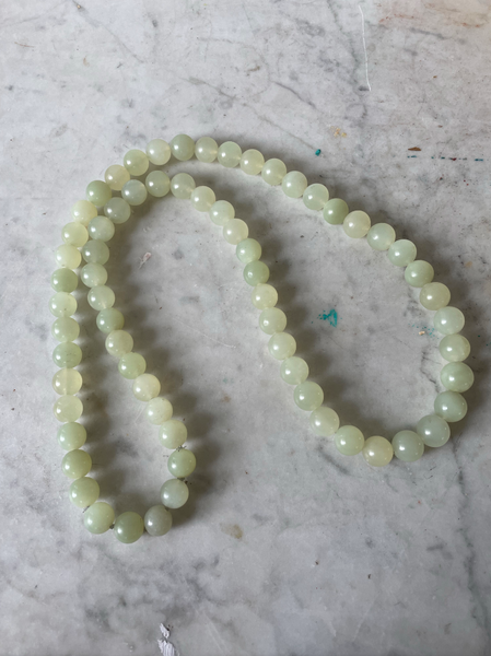 30" Vintage 1970s Celadon Jade Beaded Necklace