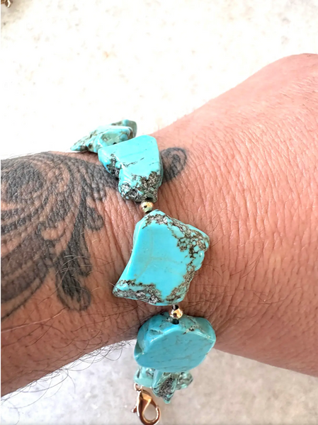 Natural Turquoise Slice Beaded Bracelet With Gold Tone Clasp Designed by Matthew Izzo