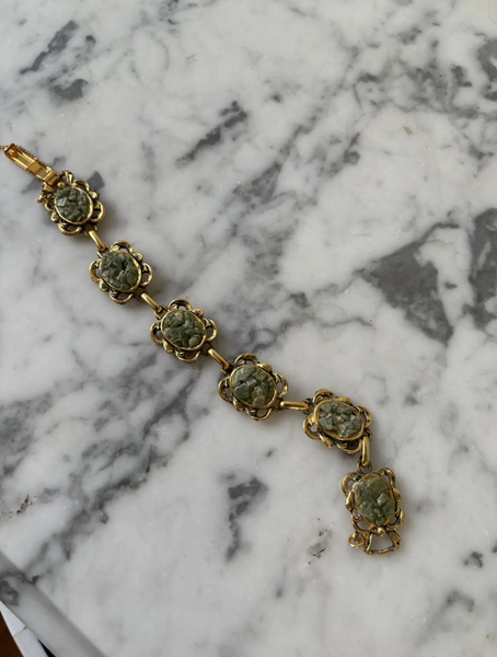 Vintage Jade Chip and Gold Tone Bracelet
