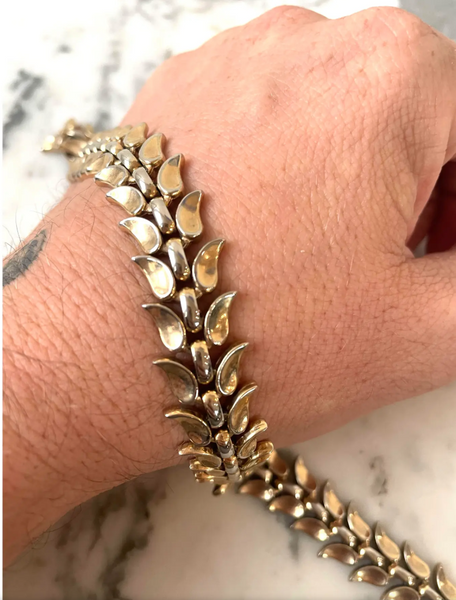 15.5" Vintage Trifari Goldtone Link Necklace