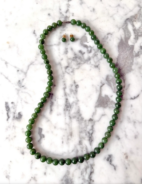 25" Beaded Jade Necklace and Stud Earrings Set