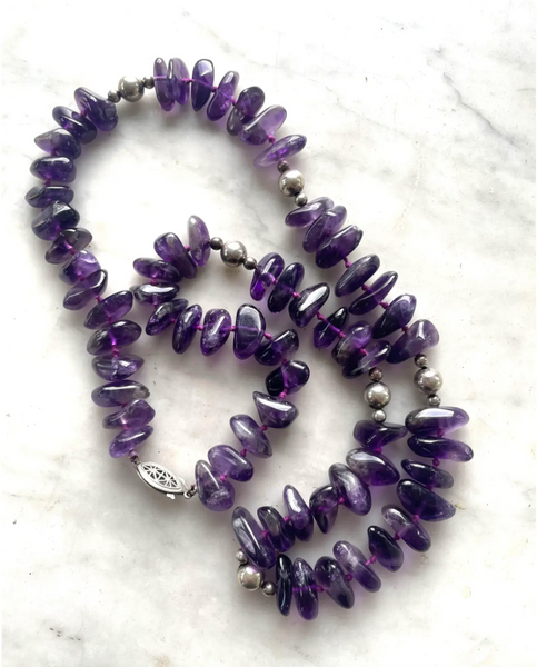 18" Vintage 1980s Amethyst and Sterling Silver Hand Knotted Beaded Necklace