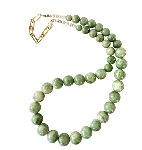 Fine Antique Green Jade Beaded Necklace with Freshwater Pearls and Goldtone Chain Link Accent