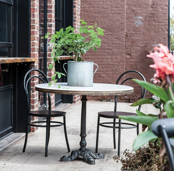Metz Metro Chair - Matthew Izzo Collection